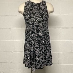 Old Navy Floral Sleeveless Dress